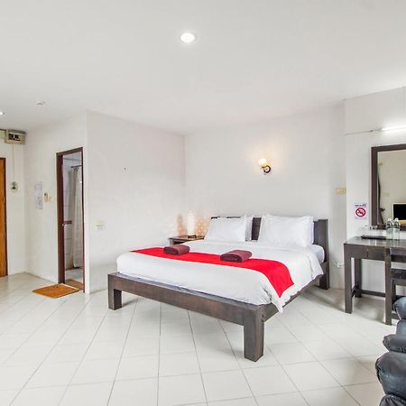 Budget Stars Hotel Чиангмай Экстерьер фото