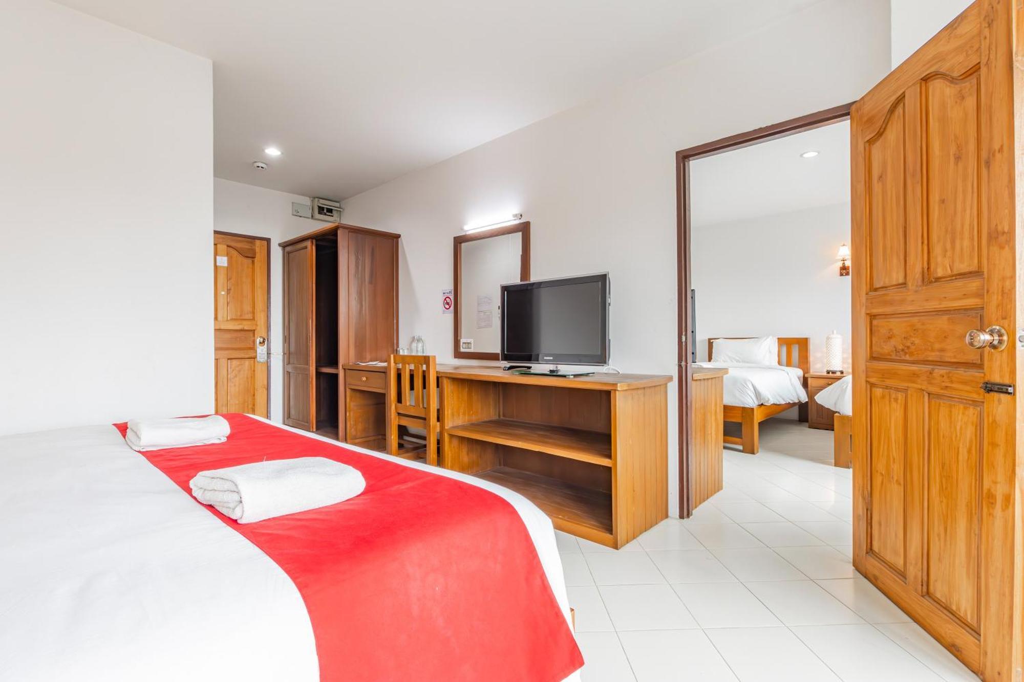 Budget Stars Hotel Чиангмай Экстерьер фото