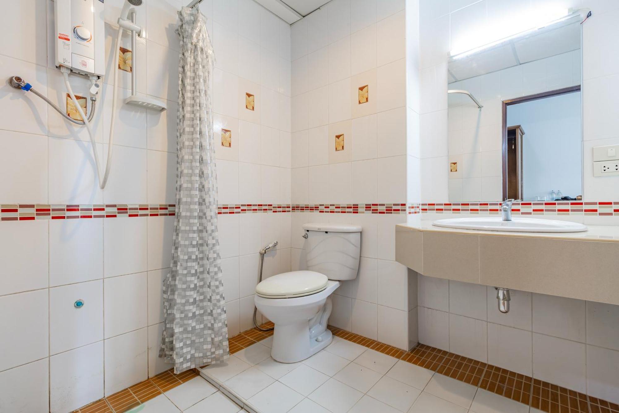 Budget Stars Hotel Чиангмай Экстерьер фото