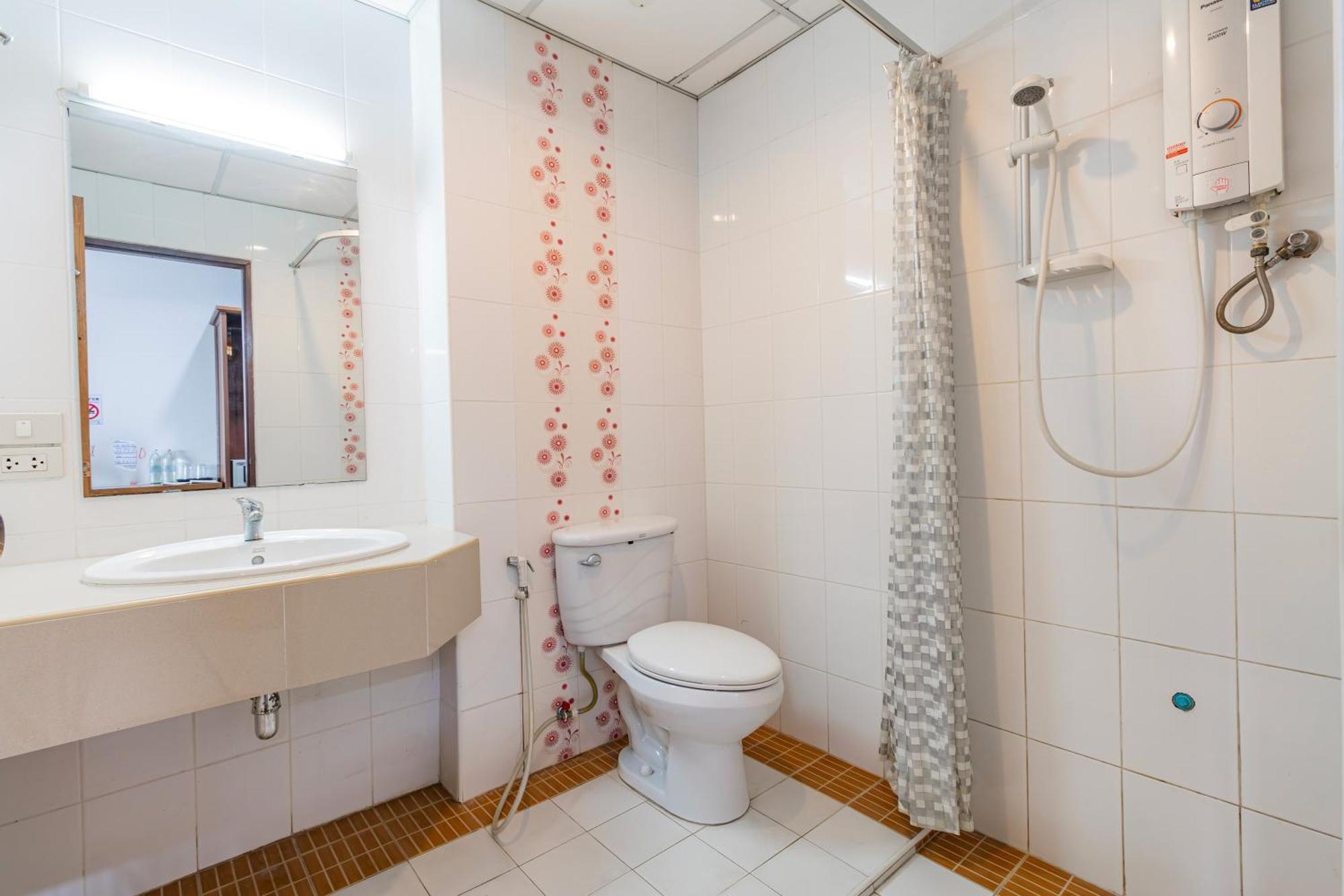 Budget Stars Hotel Чиангмай Экстерьер фото