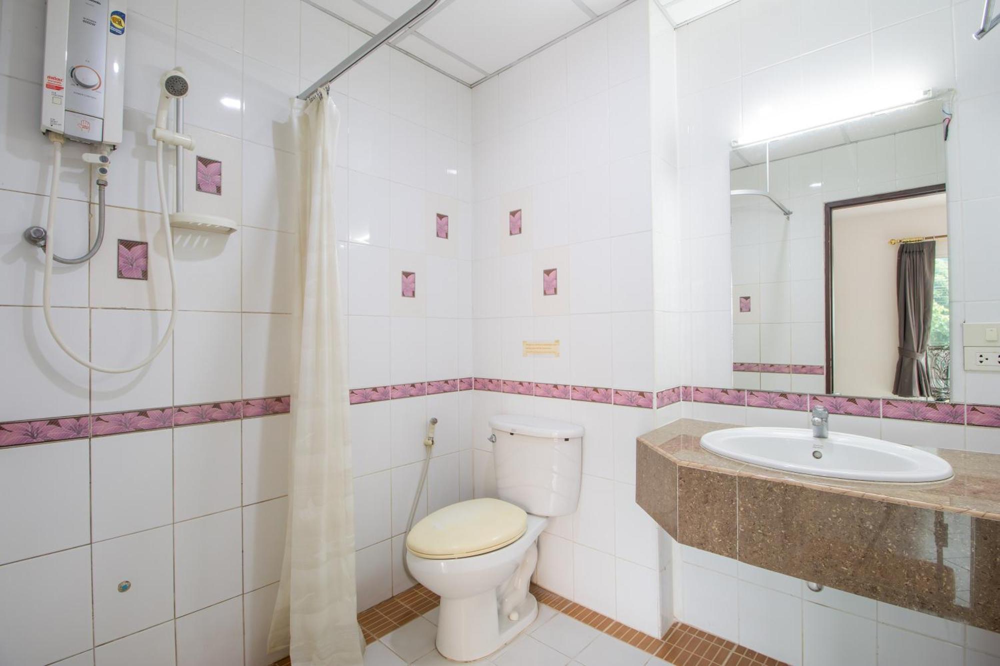 Budget Stars Hotel Чиангмай Экстерьер фото