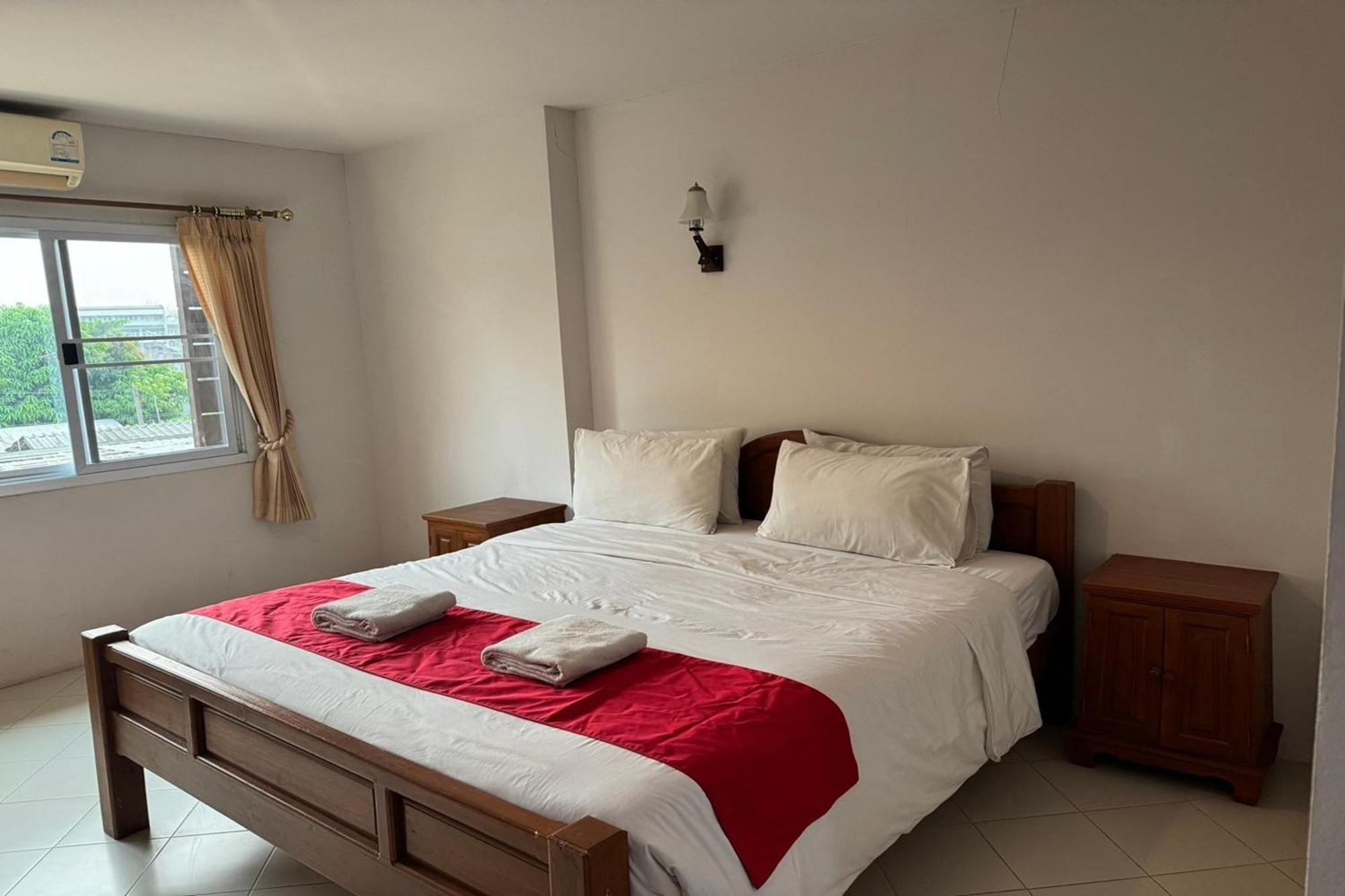 Budget Stars Hotel Чиангмай Экстерьер фото